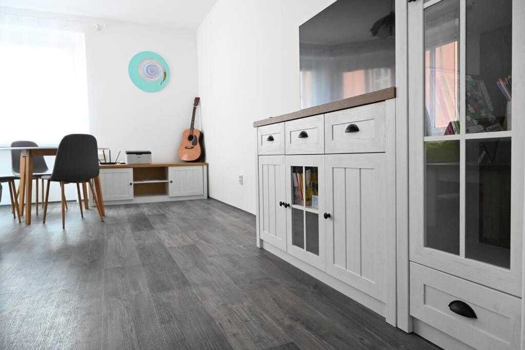 Rodinny Apartman U Broumovskeho Namesti Esterno foto